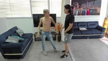 Bisexlife_Hot  28-11-2021 video handjob